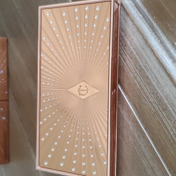 BRAND New in Box CHARLOTTE TILBURY FILMSTAR BRONZE & GLOW highlight limited edit - Picture 2 of 7